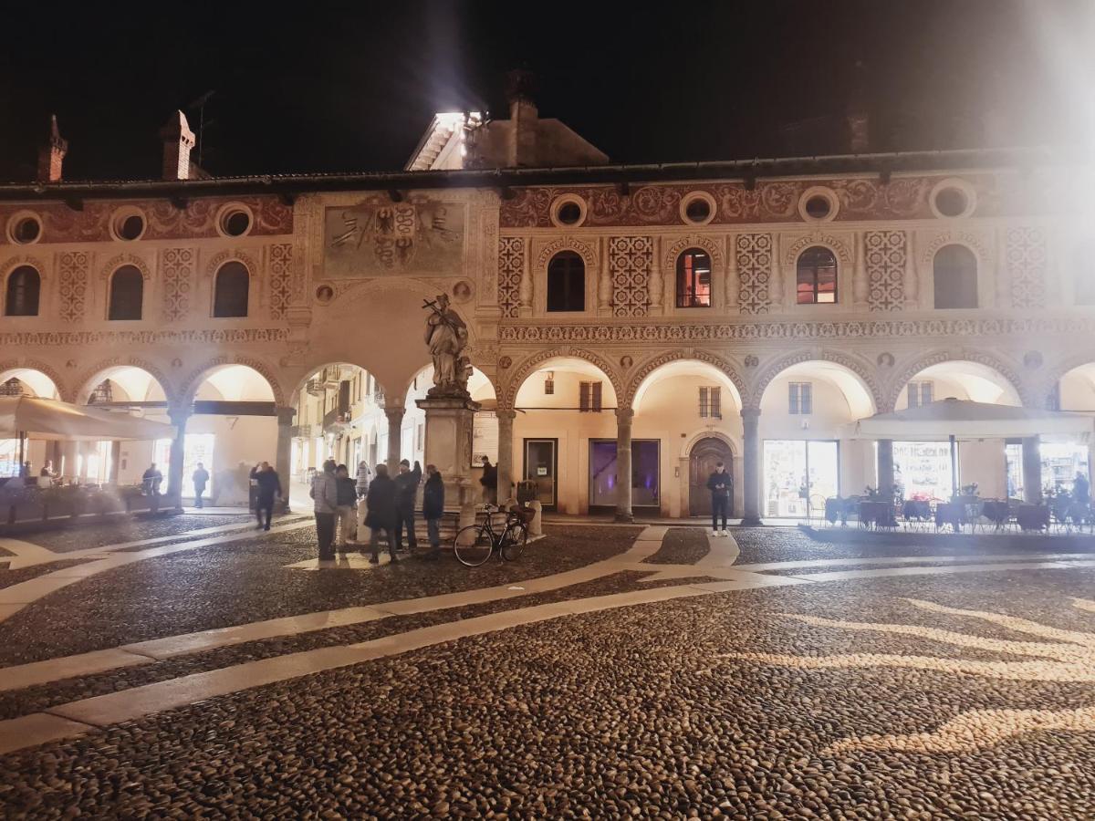 La Casa Di Ida Intero Appartamento Vigevano Eksteriør billede